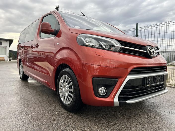 TOYOTA PROACE 2.0 D-4D Shuttle Comfort L2H1 (Automata)