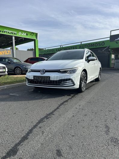 VOLKSWAGEN GOLF VIII Variant 2.0 TDI Life