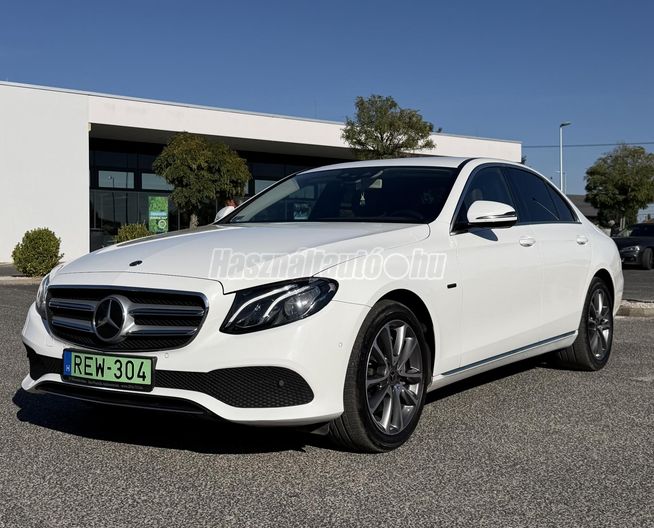 MERCEDES-BENZ E 300 de 9G-TRONIC EQ Power