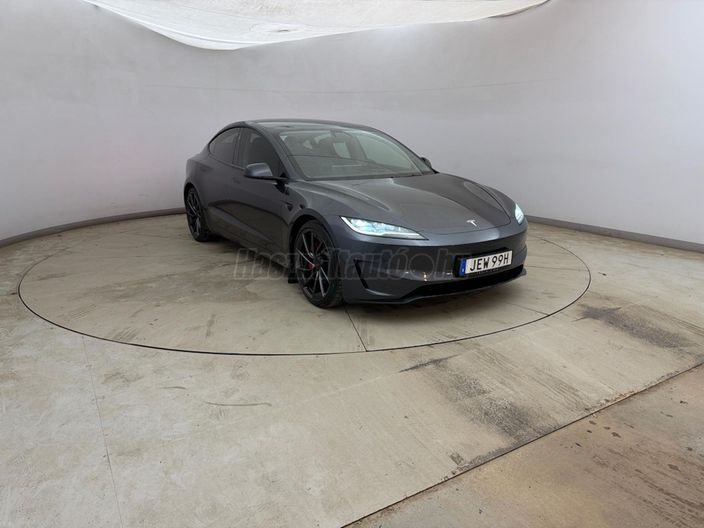 TESLA MODEL 3 Performance AWD (Automata)