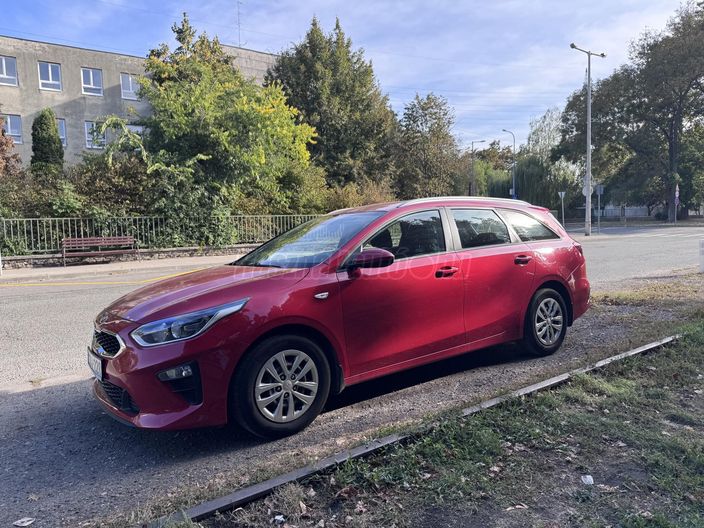 KIA CEE'D Ceed SW 1.0 T-GDI Silver