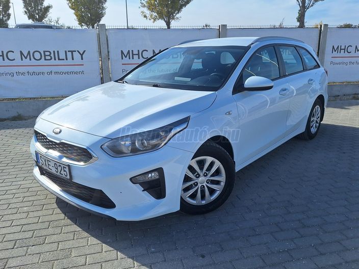 KIA CEE'D Ceed SW 1.6 CRDi HP Silver