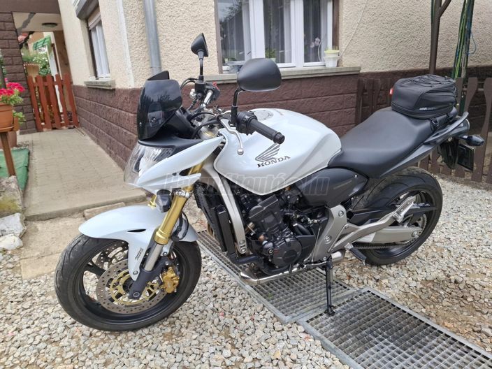 HONDA CB 600 F (HORNET)