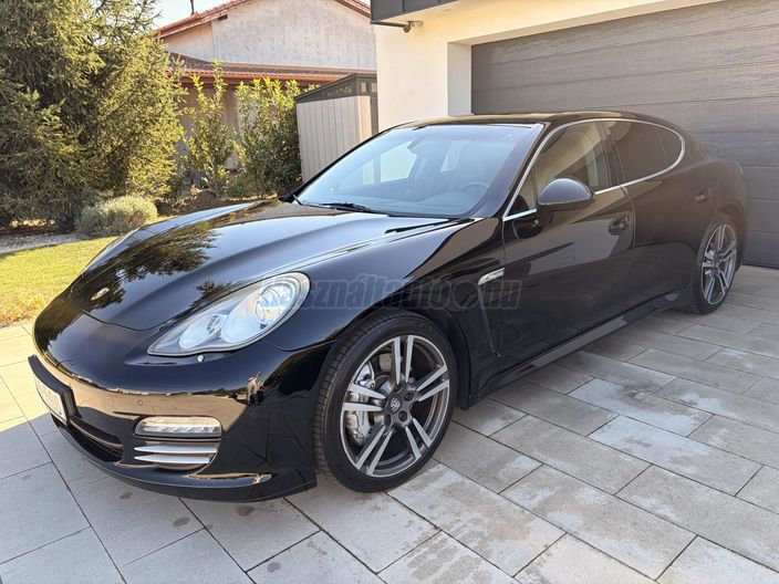 PORSCHE PANAMERA 4S PDK