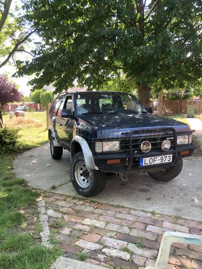 NISSAN TERRANO