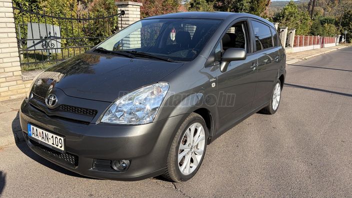 TOYOTA COROLLA VERSO 1.8 Linea Sol