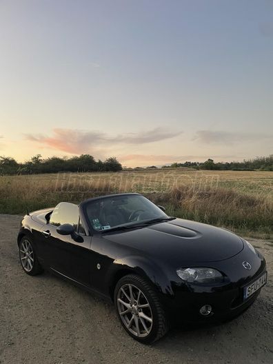 MAZDA MX-5 Coupe 1.8i 16V Revolution