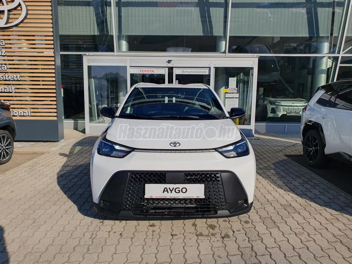 TOYOTA AYGO X 1.5 Hybrid Comfort e-CVT