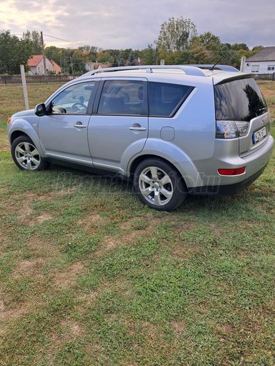 MITSUBISHI OUTLANDER 2.0 DI-D Intense Plus