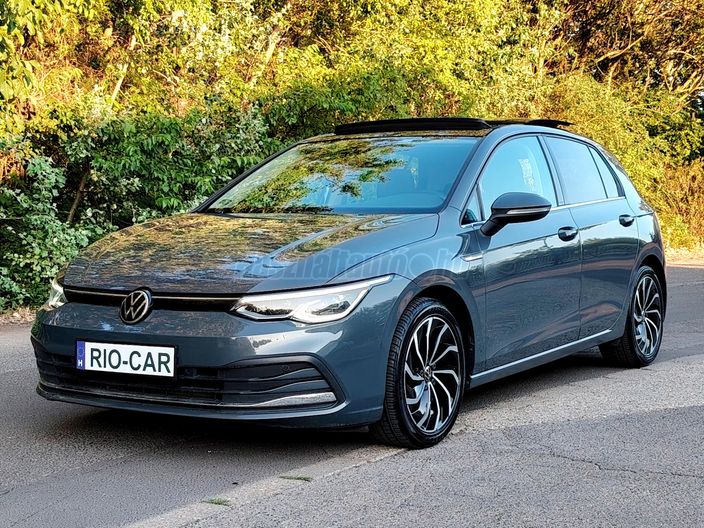 VOLKSWAGEN GOLF VIII 1.5 TSI ACT Style