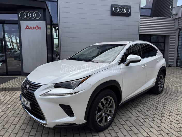 LEXUS NX 300h Prestiege Safety CVT