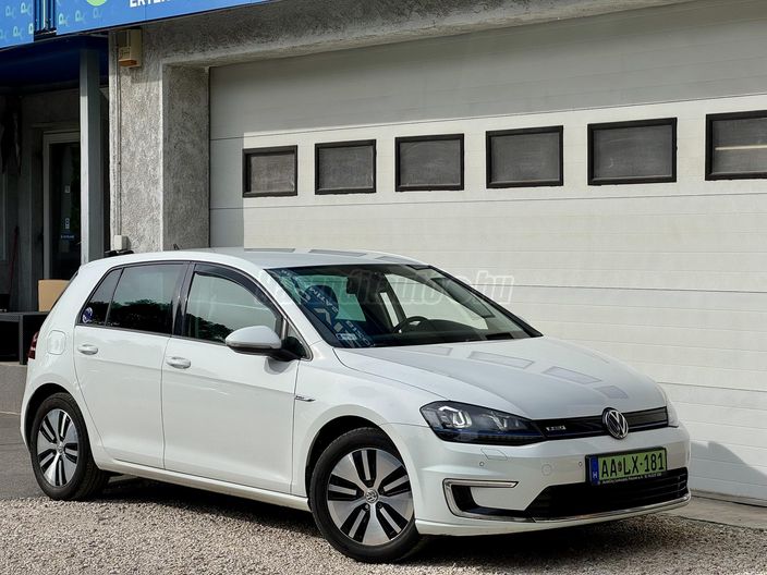 VOLKSWAGEN GOLF VII e-Golf