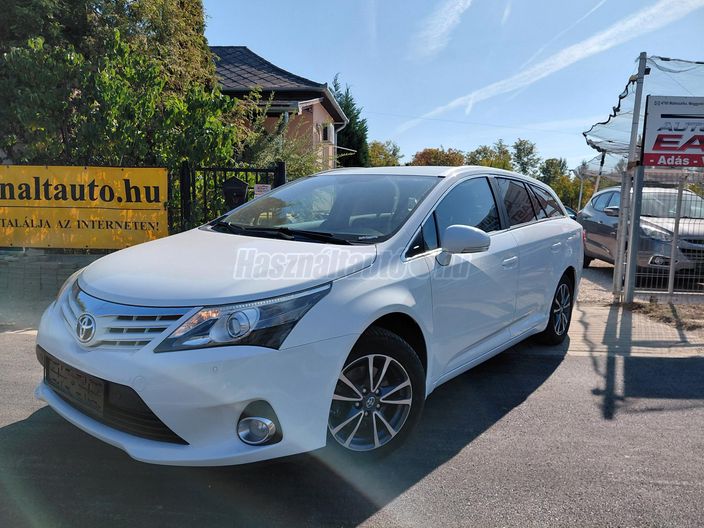 TOYOTA AVENSIS Wagon 2.0 D-4D Limited