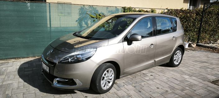 RENAULT SCENIC Scénic 1.6 16V Dynamique