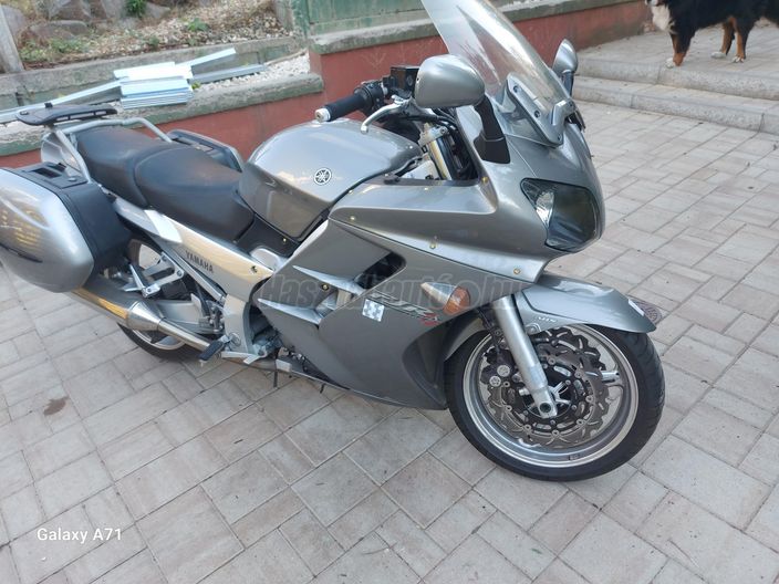 YAMAHA FJR 1300