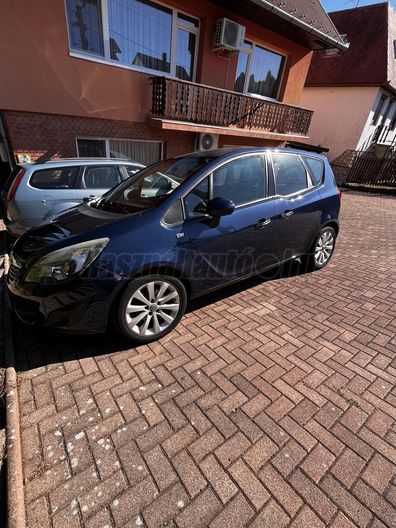 OPEL MERIVA B 1.4 T Cosmo