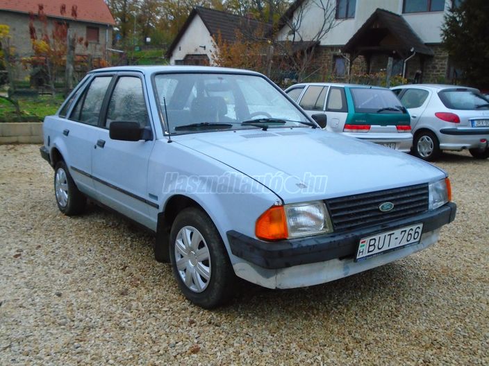 FORD ESCORT 1.1 LASER
