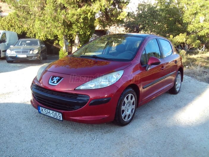 PEUGEOT 207 1.4 Sporty