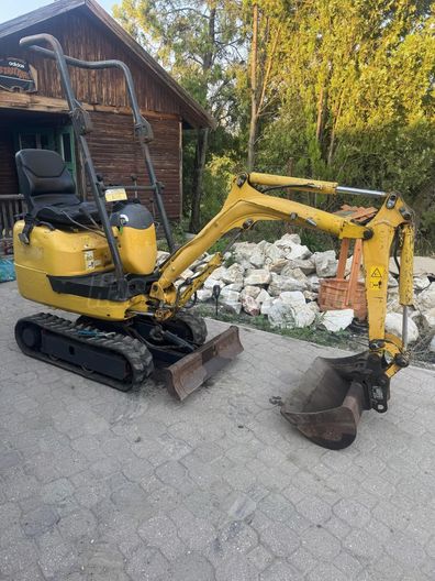 KOMATSU Pc09