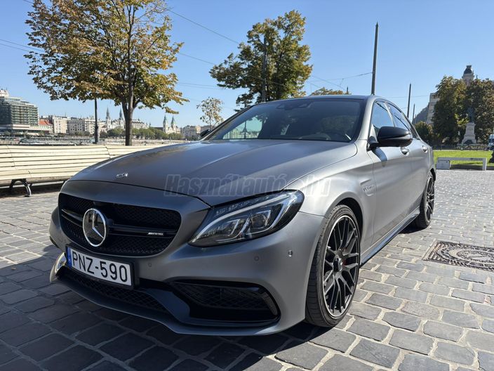 MERCEDES-AMG C 63