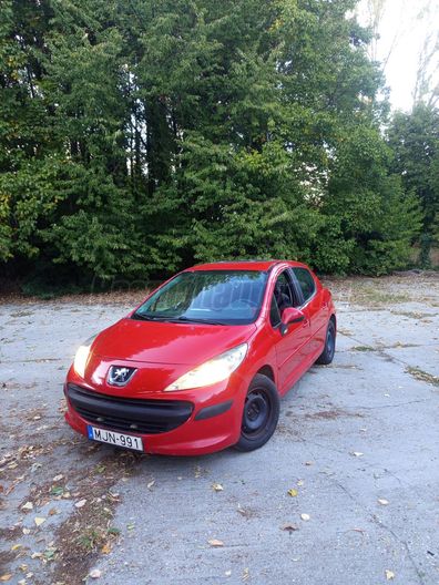 PEUGEOT 207 1.6 HDi Trendy