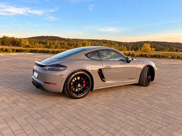 PORSCHE CAYMAN 718 GTS 4.0 PDK
