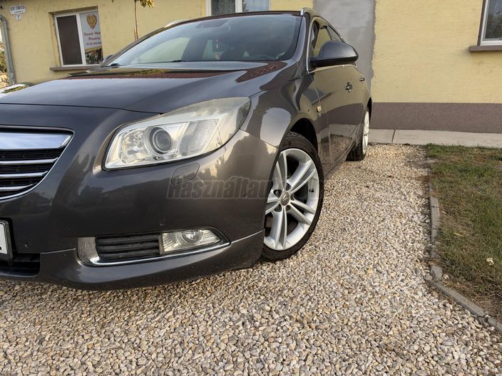 OPEL INSIGNIA Sports Tourer 2.0 CDTI Sport