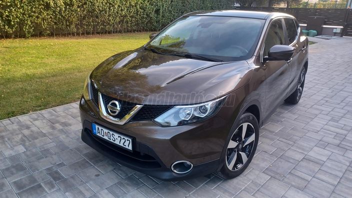 NISSAN QASHQAI 1.2 DIG-T Tekna