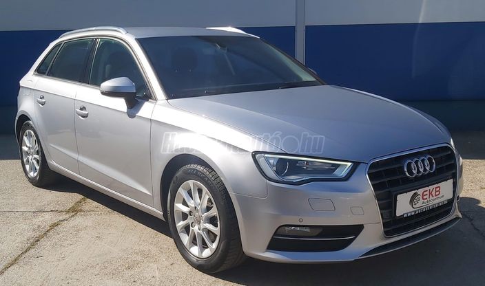 AUDI A3 Sportback 1.4 TFSI Attraction