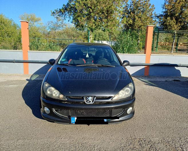 PEUGEOT 206