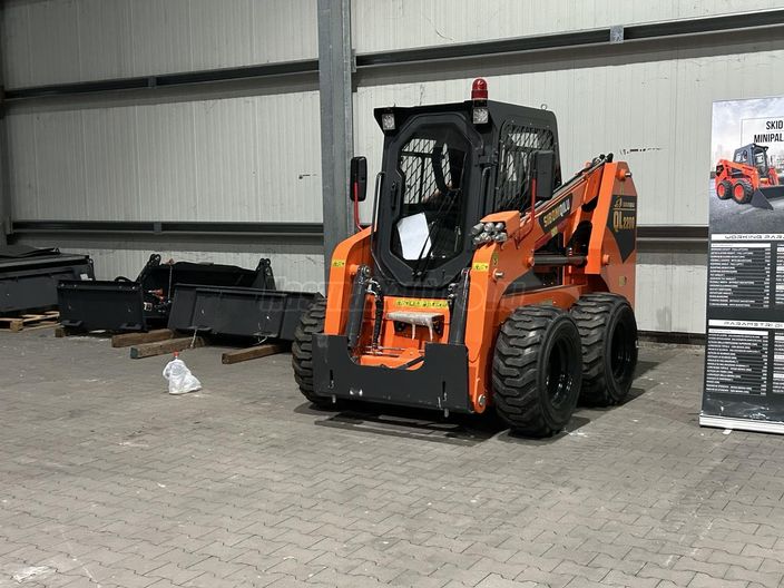 BOBCAT Típusú 3150kg Yanmar motoros (53 kw)