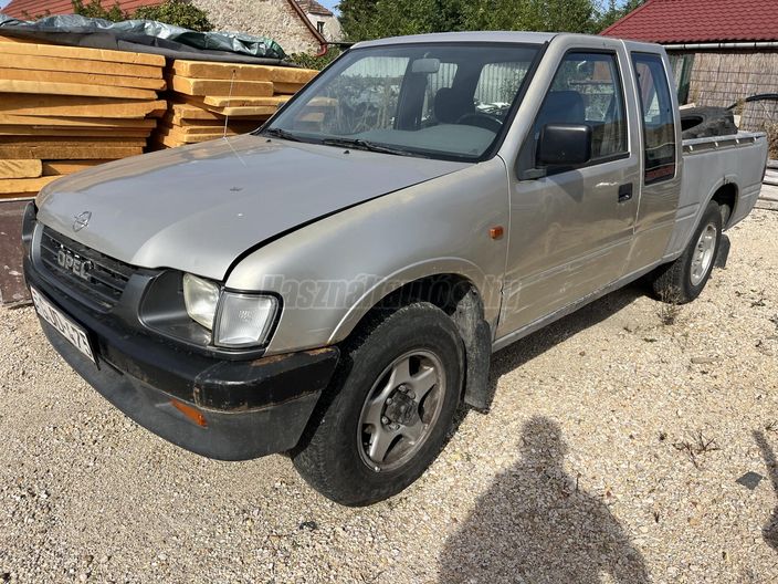 OPEL CAMPO 2.5 Di Sports-Cab 4x4