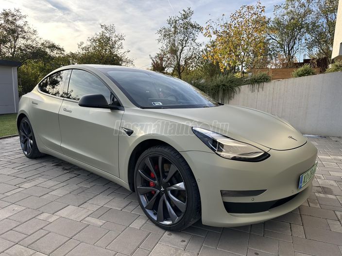 TESLA MODEL 3 Performance AWD (Automata)