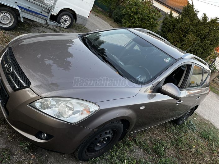 KIA CEE'D SW 1.6 CRDi EX