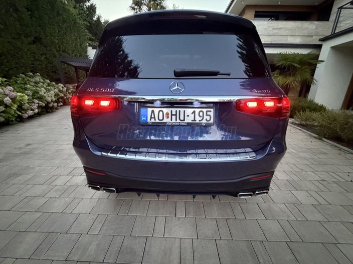 MERCEDES-BENZ GLS 580 4Matic 9G-TRONIC Mild hybrid drive (7 személyes )