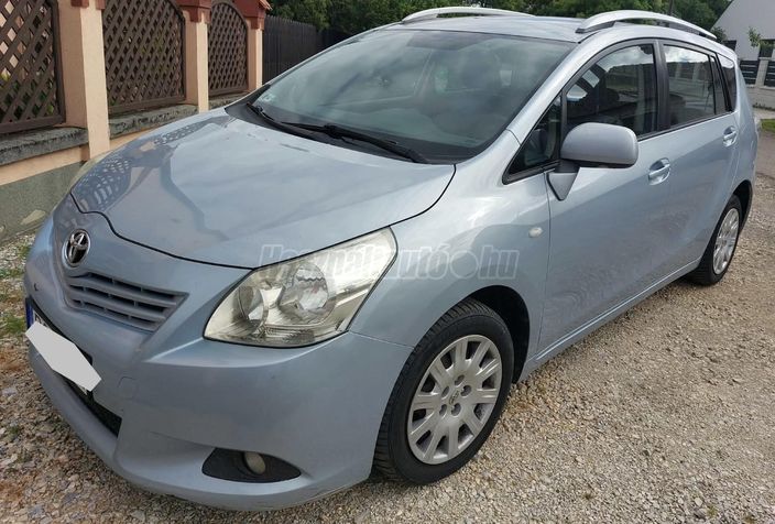 TOYOTA VERSO 2.0 D-4D Sol