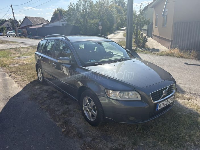 VOLVO V50 1.6 D