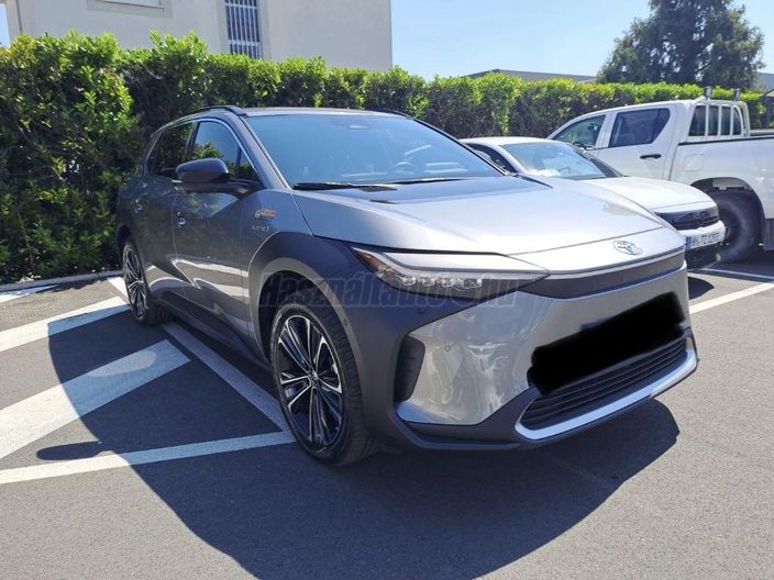 TOYOTA BZ4X Executive AWD