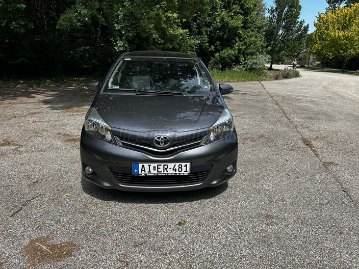 TOYOTA YARIS 1.4 D-4D Executive