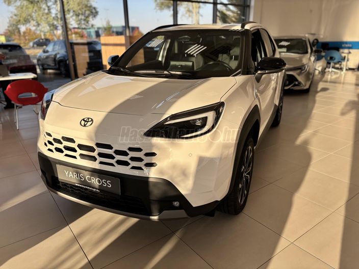 TOYOTA YARIS CROSS 1.5 Hybrid Style e-CVT