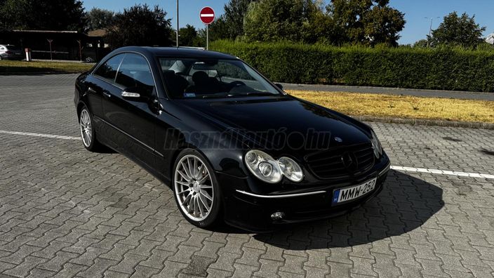 MERCEDES-BENZ CLK 320