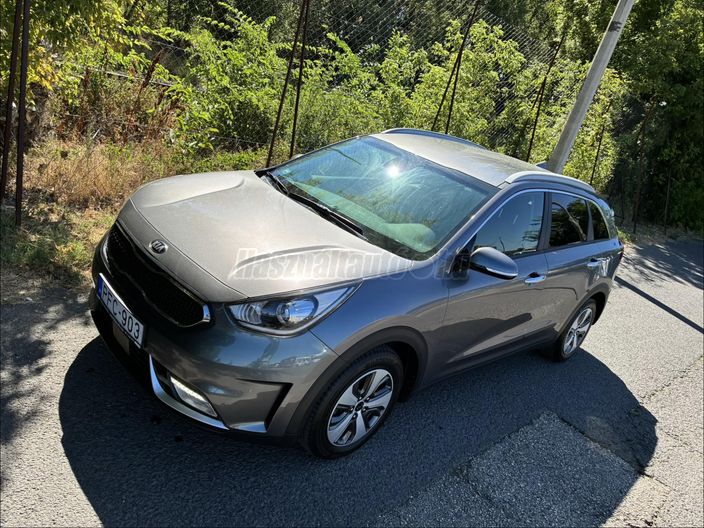 KIA NIRO PHEV 1.6 GDI LX DCT
