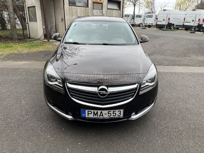 OPEL INSIGNIA 1.6 CDTI Cosmo Start Stop