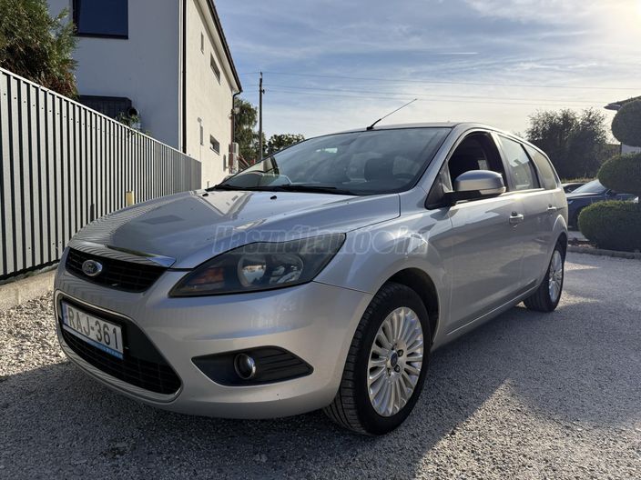 FORD FOCUS 1.8 FFV Trend
