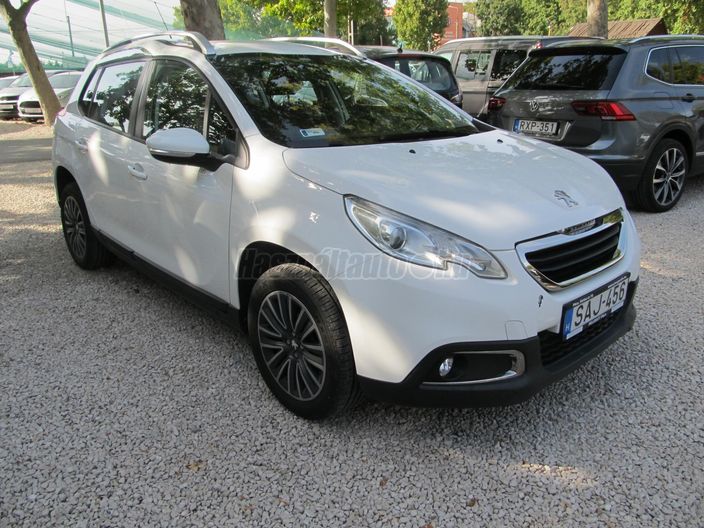 PEUGEOT 2008 1.2 VTi PureTech Access