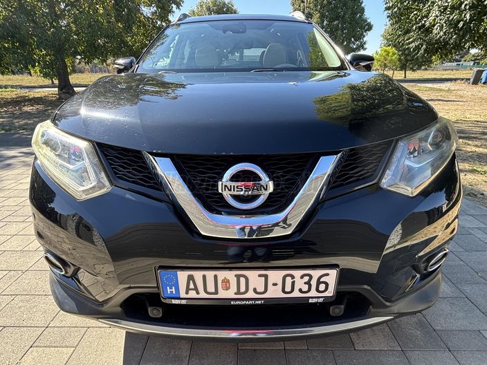 NISSAN X-TRAIL 1.6 DIG-T Tekna