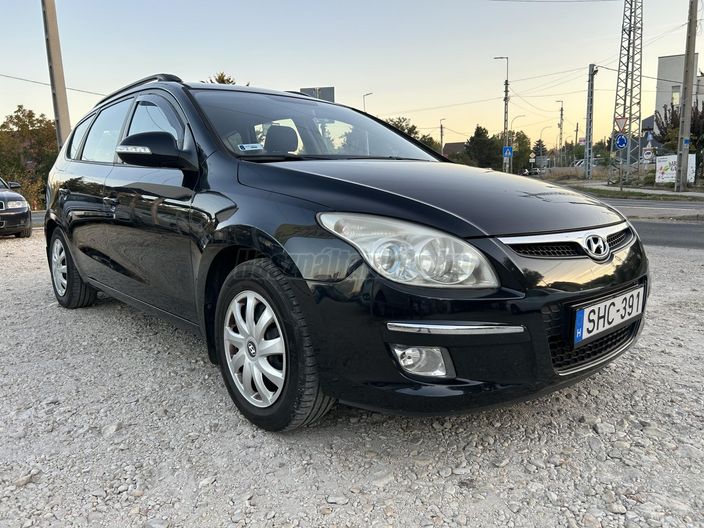 HYUNDAI I30 i30u CW 1.6 DOHC Comfort