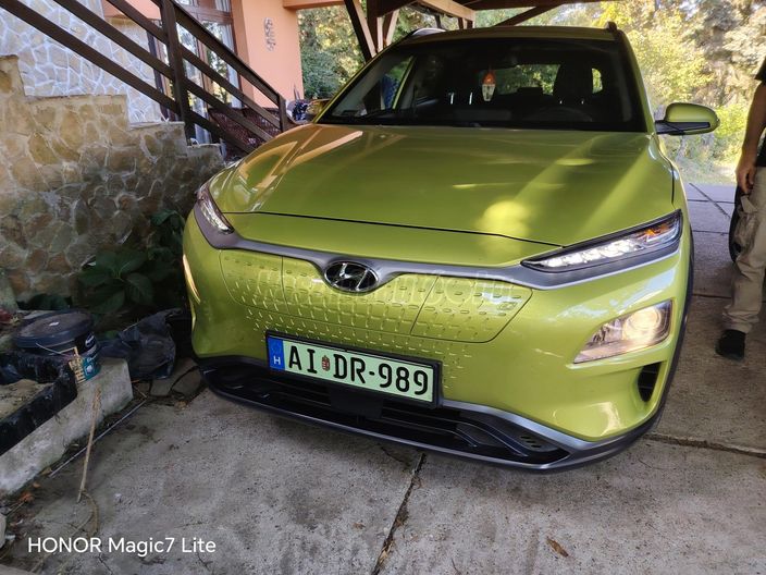 HYUNDAI KONA EV 39kWh Premium