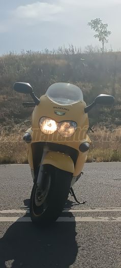 SUZUKI GSX 600 F