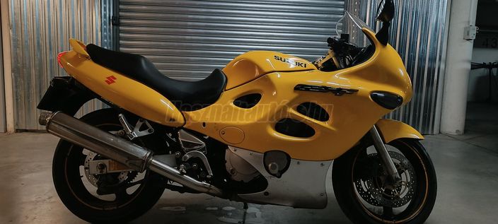 SUZUKI GSX 600 F